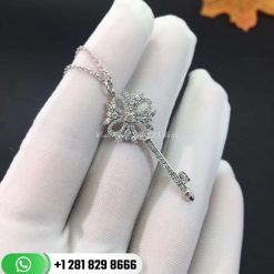 Tiffany Victoria® Medium Key Pendant