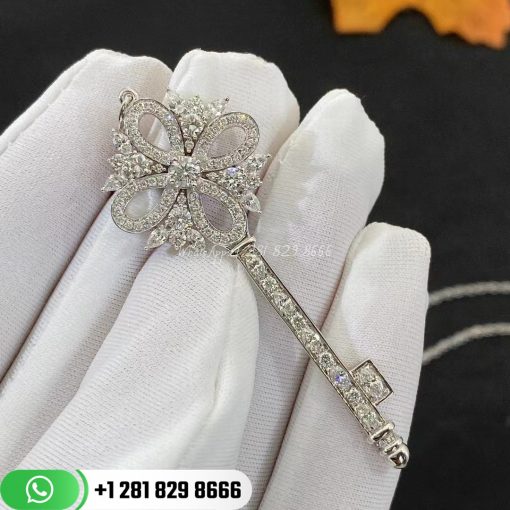 Tiffany Victoria® Large Key Pendant