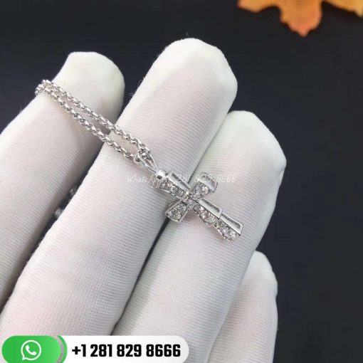REF . 354038 Croce pendant small in 18 kt white gold and pavé diamonds (0.32 ct).