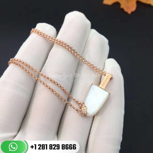 REF . 356132 BVLGARI BVLGARI Gelati 18 kt rose gold necklace with mother-of-pearl and pavé diamonds.