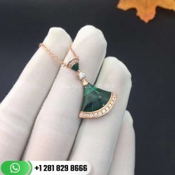 REF . 351143 DIVAS’ DREAM necklace in 18 kt rose gold with pendant set with a diamond, malachite elements and pavé diamonds.