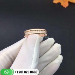REF . 342872 B.zero1 one-band ring in 18 kt rose gold, set with pavé diamonds on the spiral.