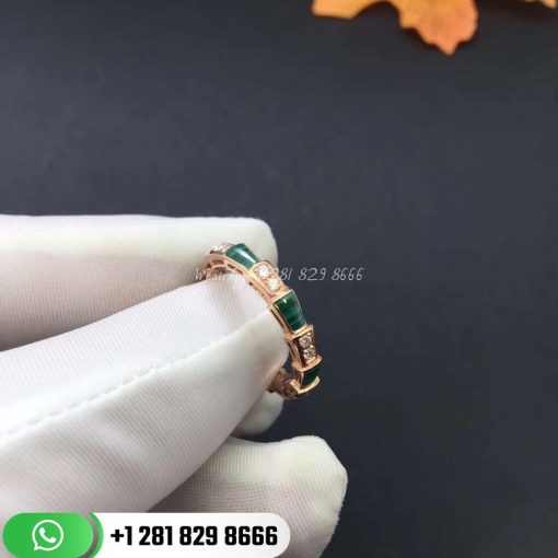REF . 356764 Serpenti 18 kt rose gold ring with malachite inserts and pavé diamonds (0.31 ct). Width 4 mm.