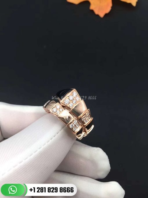 REF . 345208 Serpenti one-coil ring in 18 kt rose gold, set with black onyx elements and demi pavé diamonds.