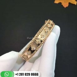 VCARN5B200 Perlée clovers bracelet, rose gold, round diamonds, medium model; diamond quality DEF, IF to VVS.