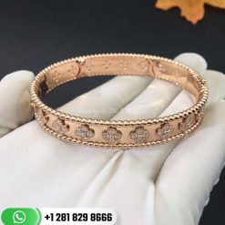 VCARN5B200 Perlée clovers bracelet, rose gold, round diamonds, medium model; diamond quality DEF, IF to VVS.