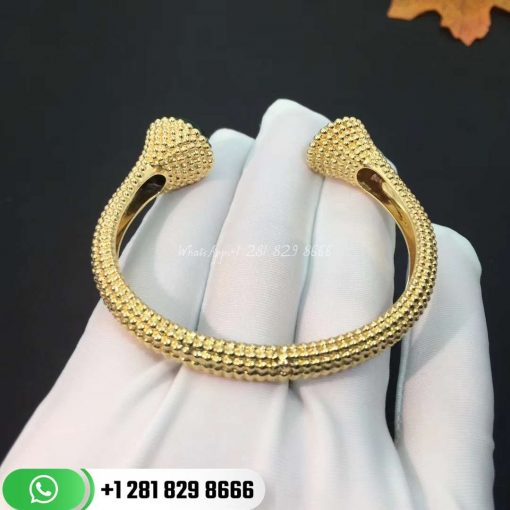 VCARP27100 Perlée couleurs bracelet, yellow gold, malachite, round diamonds, medium model; diamond quality DEF, IF to VVS.
