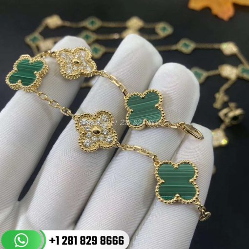 VCARO7GQ00 Vintage Alhambra bracelet, 5 motifs, yellow gold, malachite, round diamonds; diamond quality DEF, IF to VVS.