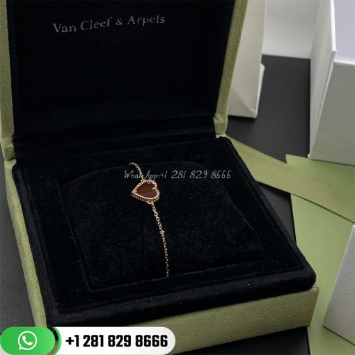 van-cleef-arpels-sweet-alhambra-heart-bracelet-rose-gold-carnelian-vcarn59l00