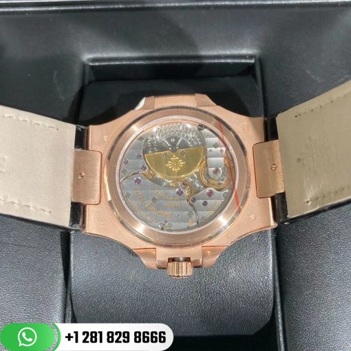 Patek Philippe Nautilus Diamonds 5712R | 18K Watches