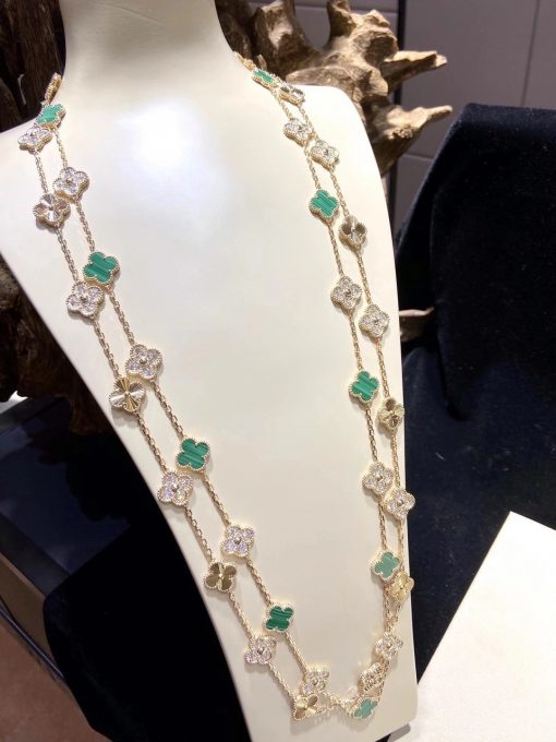 Van Cleef Arpels Vintage Alhambra Long Necklace 20 Motifs Yellow Gold Diamond Malachite Vcaro7gp00 (4)