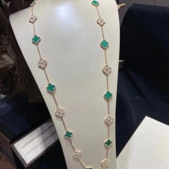 Van Cleef Arpels Vintage Alhambra Long Necklace, 20 Motifs Yellow gold, Diamond, Malachite VCARO7GP00