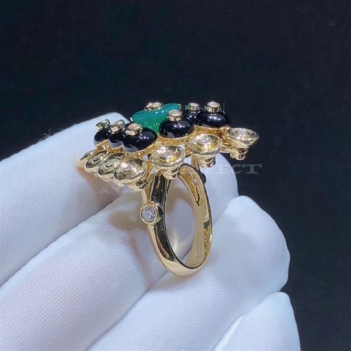 Van Cleef Arpels Bouton D'or Ring Yellow Gold, Chrysoprase, Diamond, Onyx VCARO9MW00