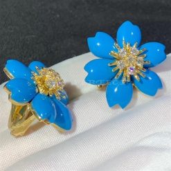Van Cleef Arpels Rose De Noël Earrings, Yellow Gold, Diamond, Turquoise VCARP7RW00