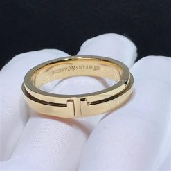 Tiffany T Wide Ring in 18k Gold